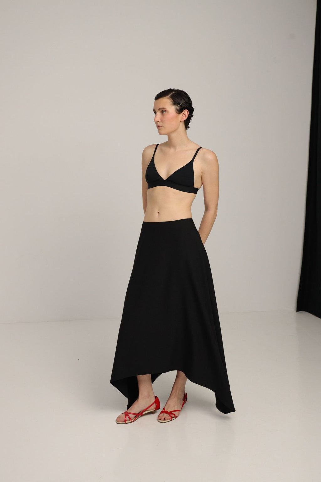 FALDA | LOYAL| NEGRO