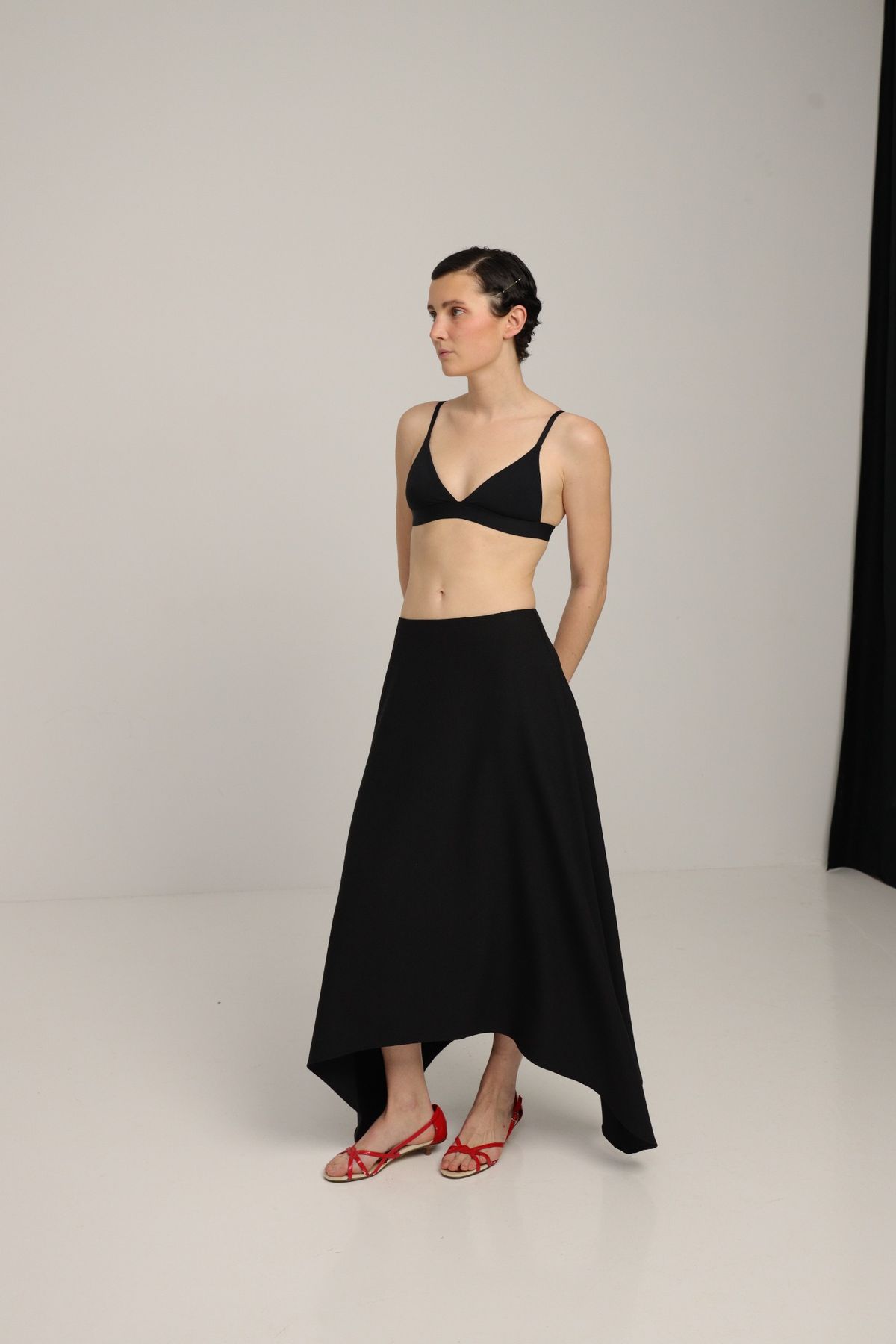 FALDA | LOYAL| NEGRO