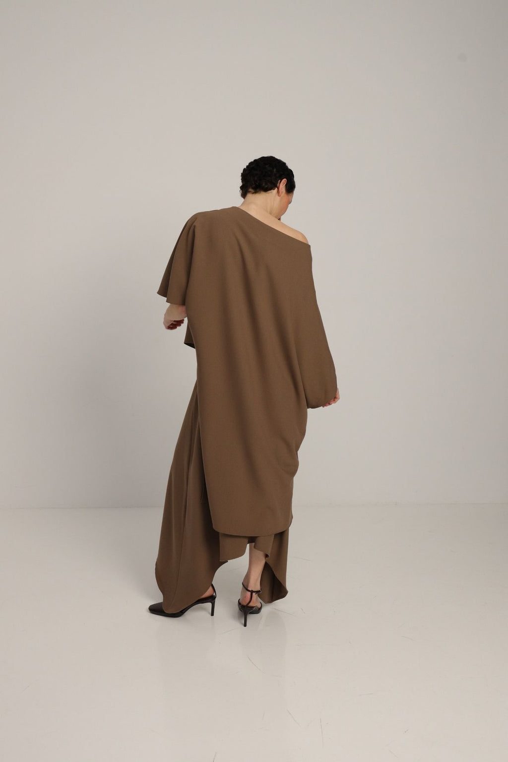 TOP | LOYAL | MOCHA MOUSSE