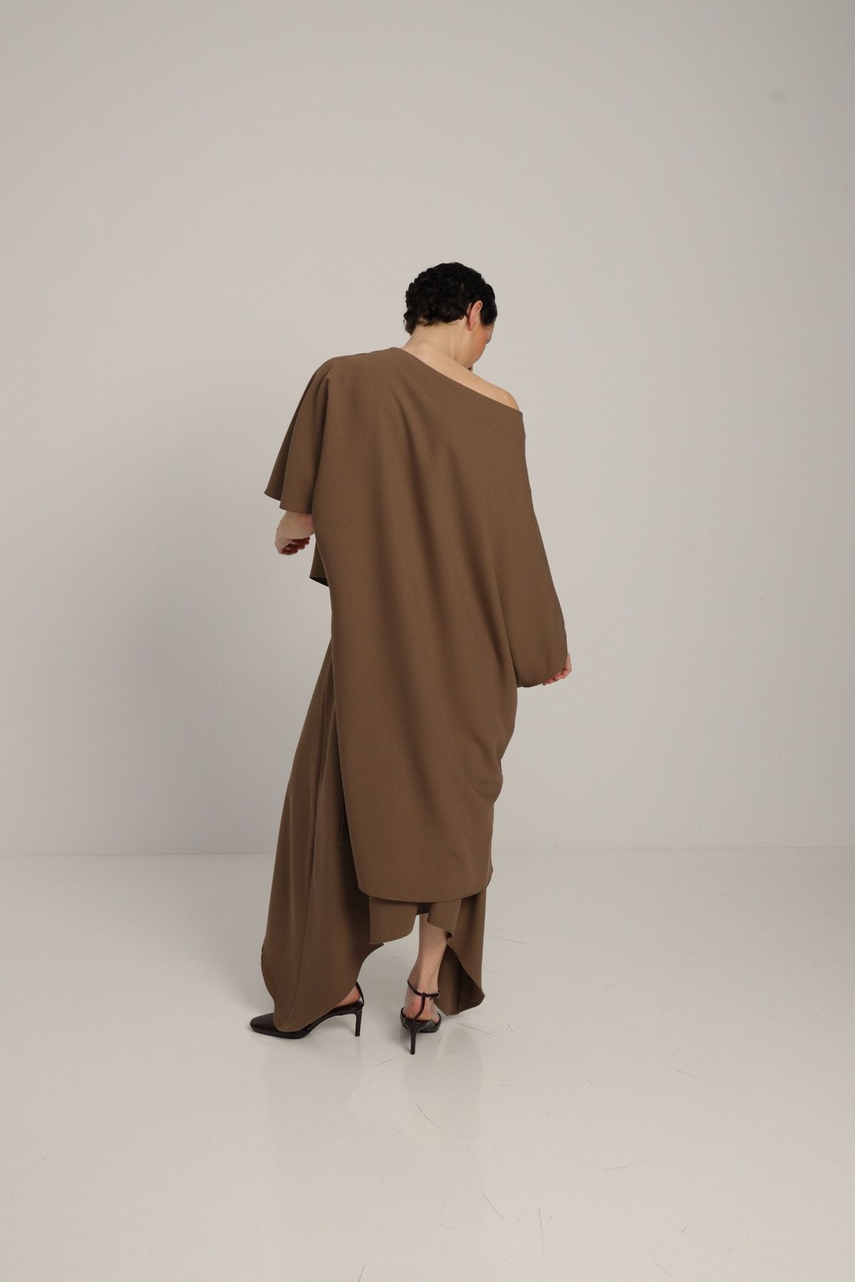 TOP | LOYAL | MOCHA MOUSSE