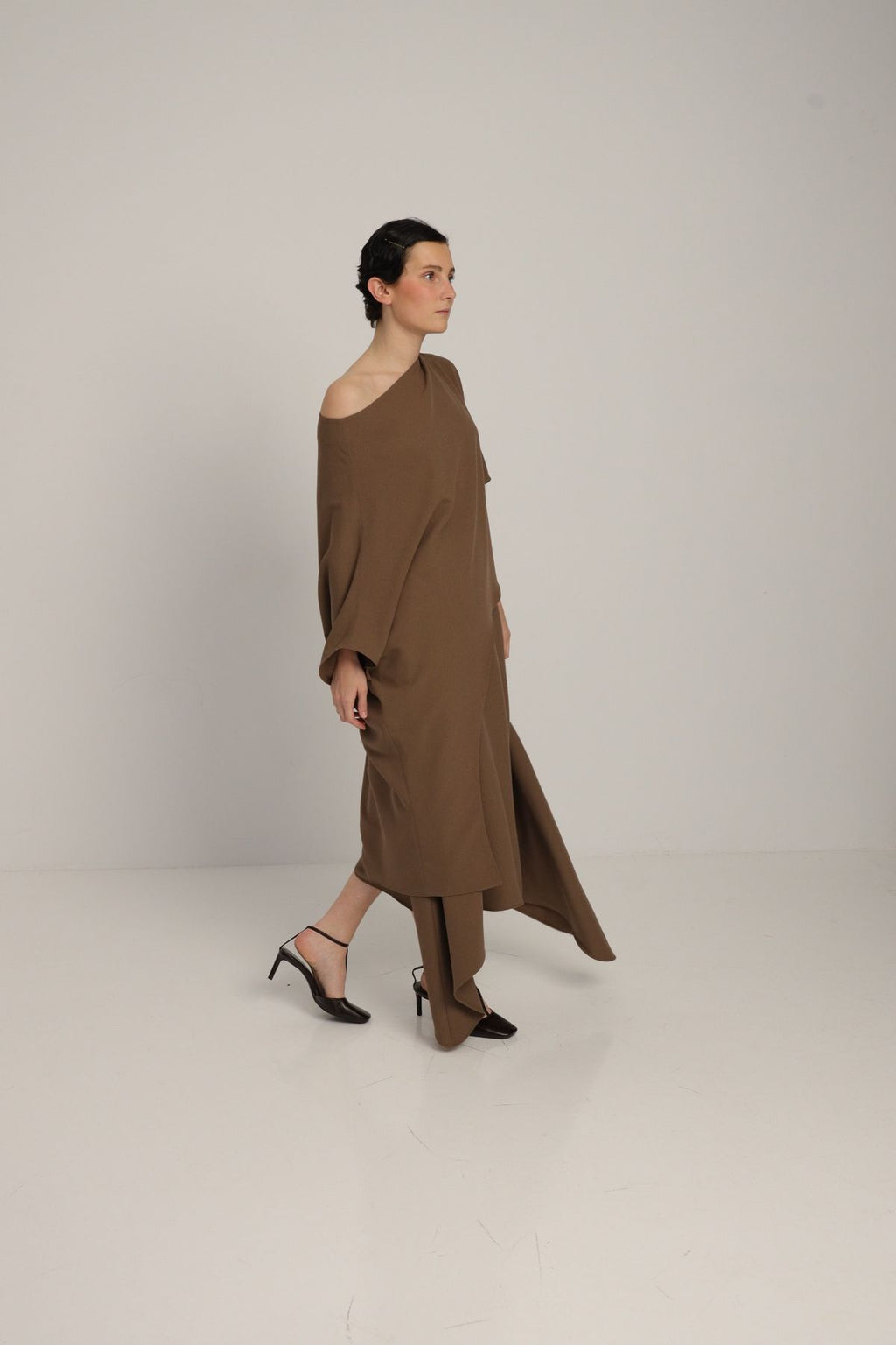 TOP | LOYAL | MOCHA MOUSSE